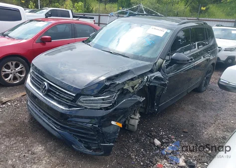 2023 Volkswagen Tiguan 2.0T Se R-Line Black из США, поврежденный, VIN 3VVCB7AX2PM079191